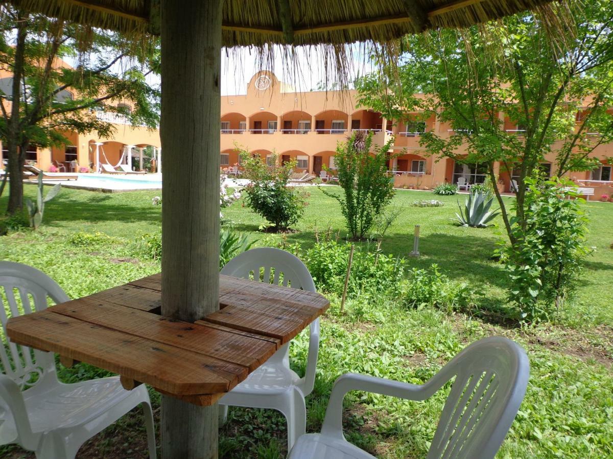 Las Victorias Apart Hotel San Miguel del Monte Luaran gambar