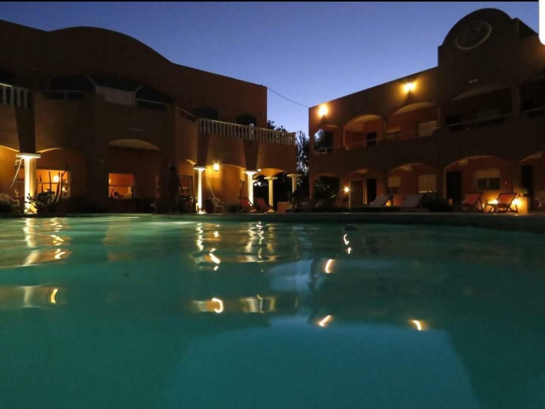 Las Victorias Apart Hotel San Miguel del Monte Luaran gambar