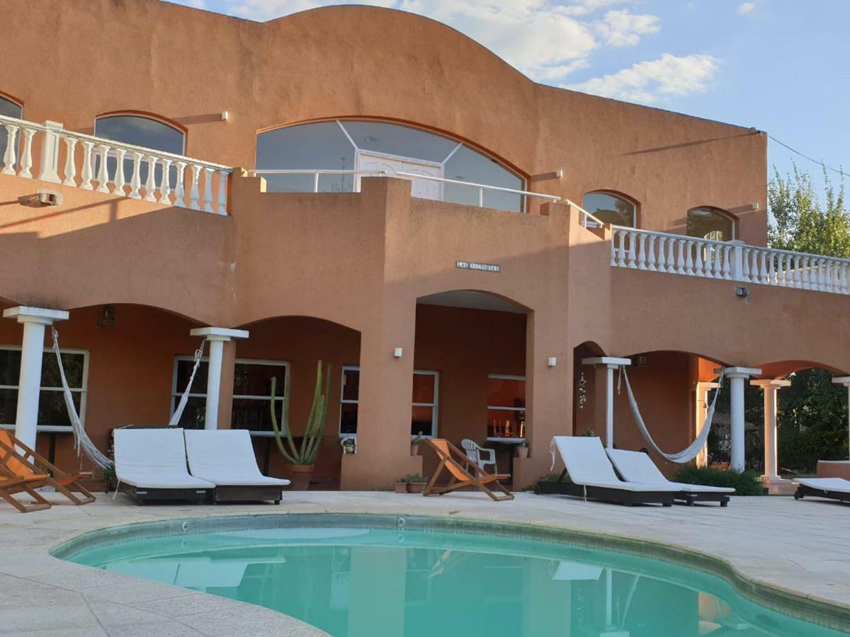 Las Victorias Apart Hotel San Miguel del Monte Luaran gambar