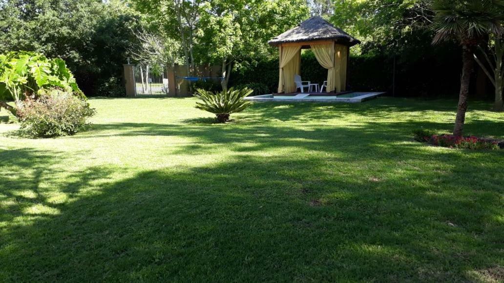 Las Victorias Apart Hotel San Miguel del Monte Luaran gambar