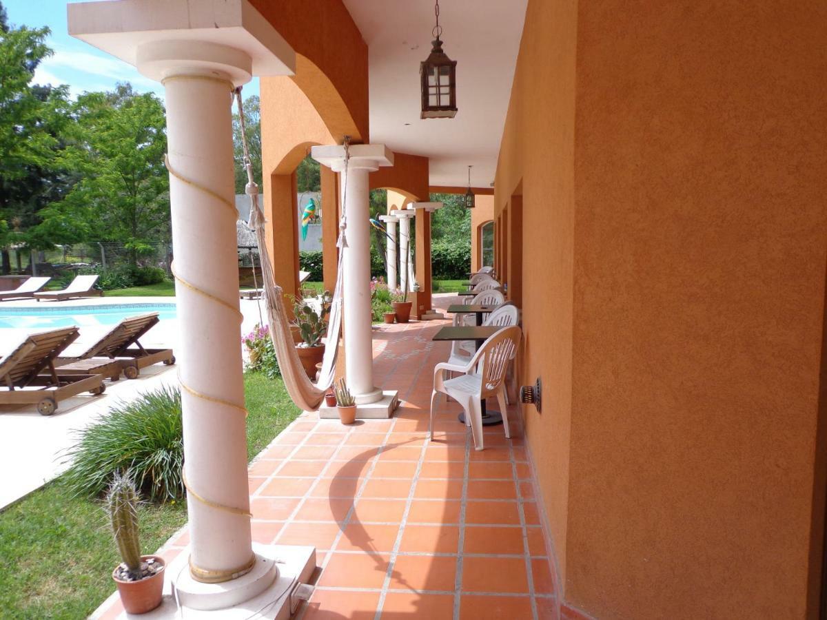 Las Victorias Apart Hotel San Miguel del Monte Luaran gambar