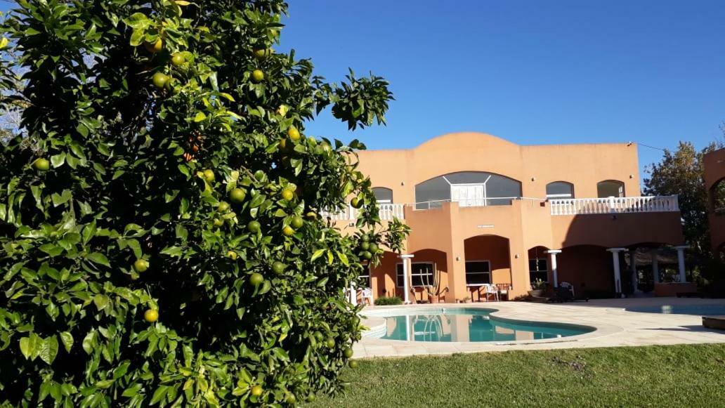 Las Victorias Apart Hotel San Miguel del Monte Luaran gambar
