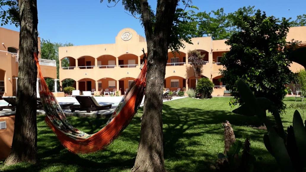 Las Victorias Apart Hotel San Miguel del Monte Luaran gambar