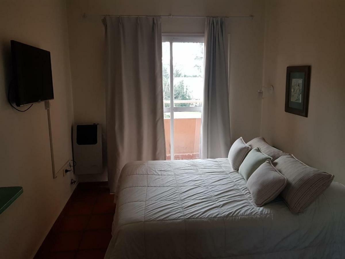 Las Victorias Apart Hotel San Miguel del Monte Luaran gambar